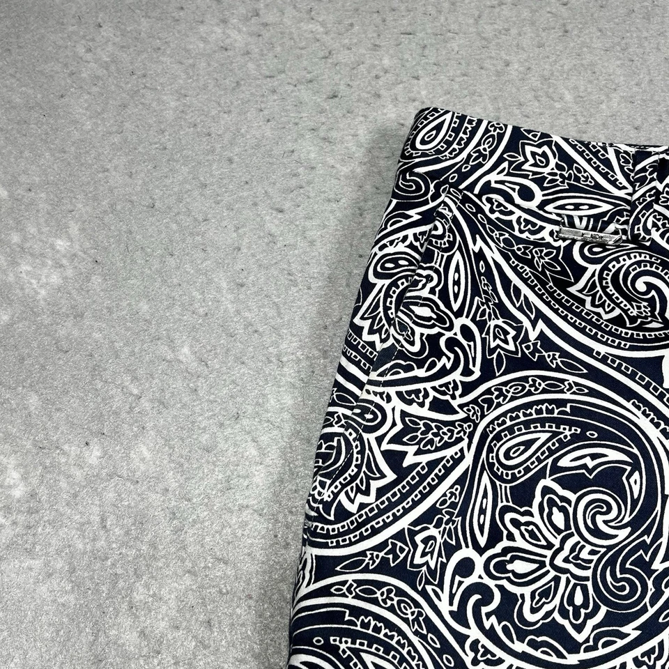 Lauren Ralph Lauren 短裤女式 12 海军蓝白色佩斯利花卉内缝 11.5 英寸 — 第 3/4 张图片