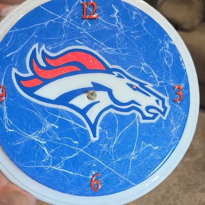 Denver Broncos Round Analog Wall Clock Blue Face White Plastic Frame Quartz