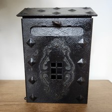 Vintage Black Metal Iron Tudor Decorative Col...