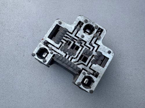 T4 Lampenträger für Rückleuchte links / rechts 701945257 original VW Rücklicht