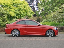 BMW A75 Melbourne Red Basecoat With Reducer Gallon (Basecoat Only)  Kit