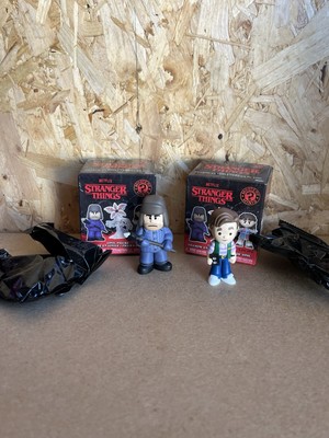 Funko Mystery Minis Stranger Things Series 3 - Season 4 - 1/12 Steve And Hopper