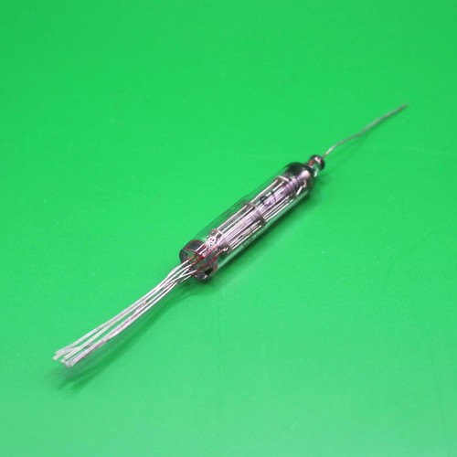 8x New 1J29B 1Ж29Б Miniature HF Pentode Tubes With Flexible Leads NOS - Picture 3 of 5