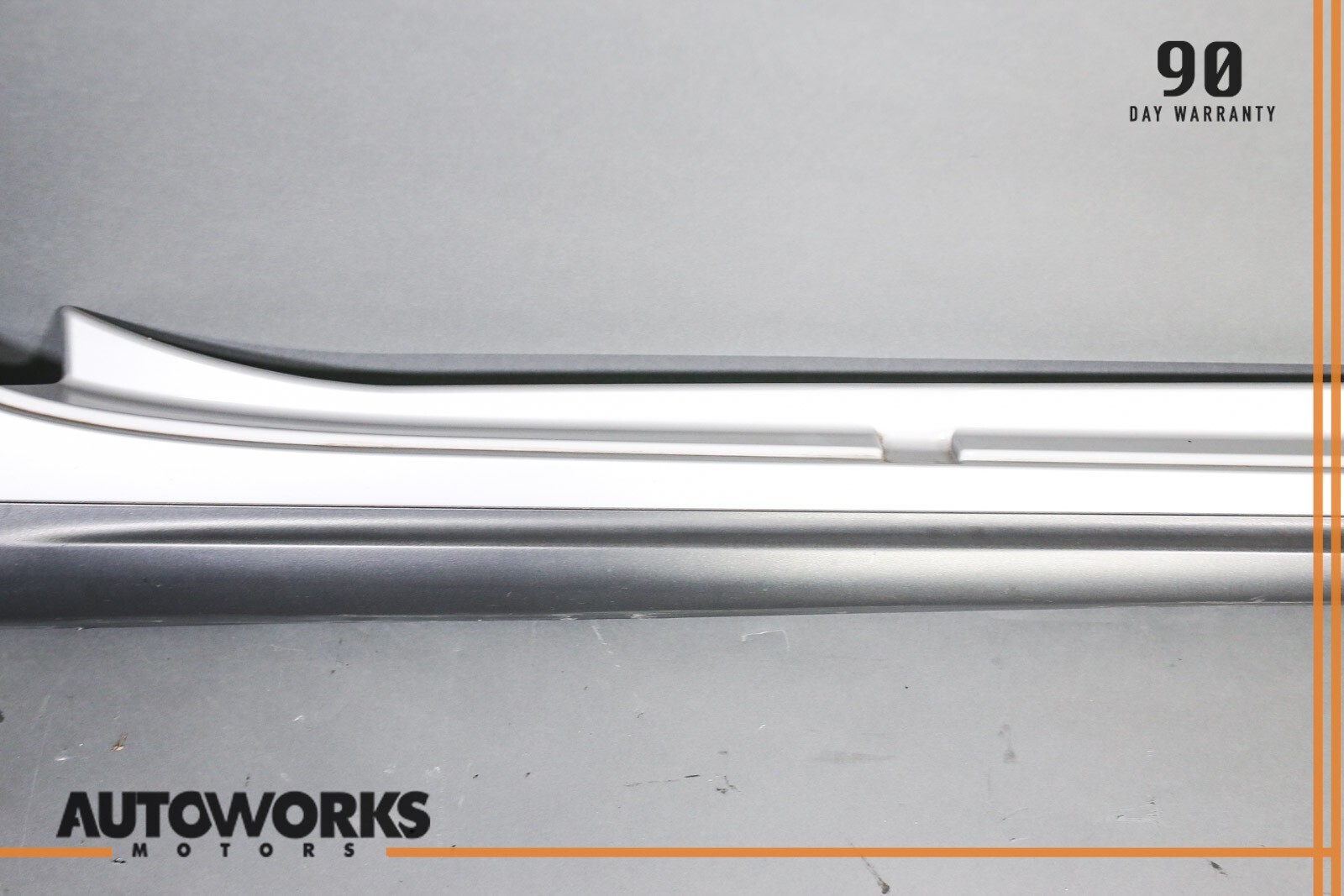 14-22 Maserati Ghibli M157 Right Rocker Panel Side Skirt Grigio Metallo OEM