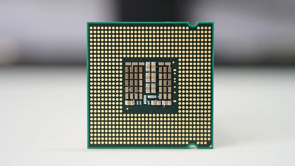 Intel Core 2 Quad Q9300 SLAWE 2.5 GHz Quad-Core LGA 775 CPU Processors - Image 3 of 3