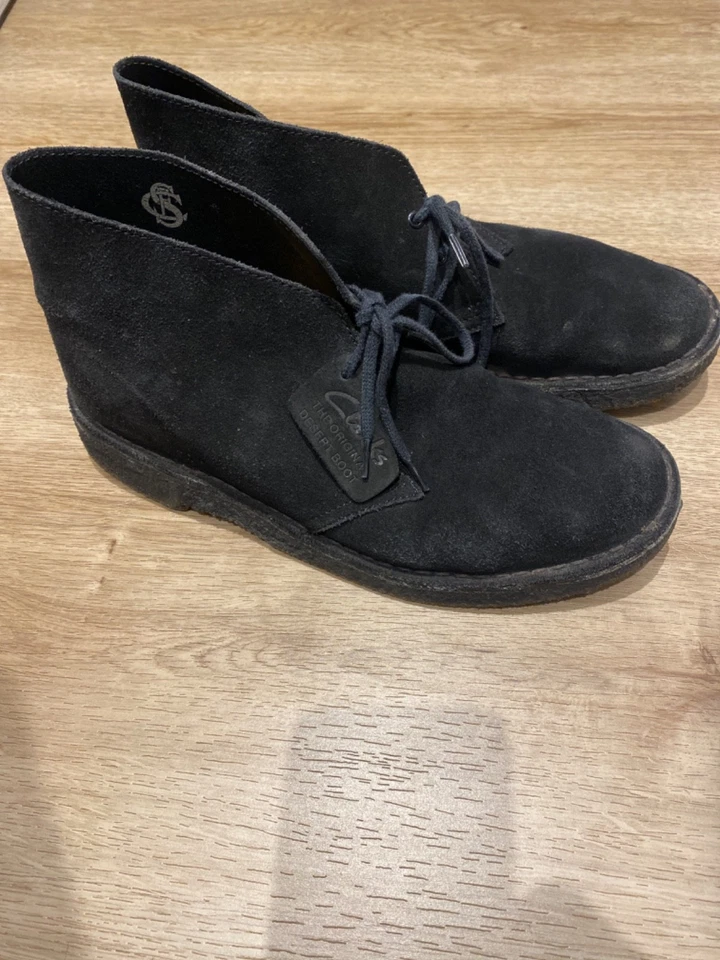Clarks Originals mens Black Desert Boots UK  7 G fit  with box  good preloved, photo 2 of 5