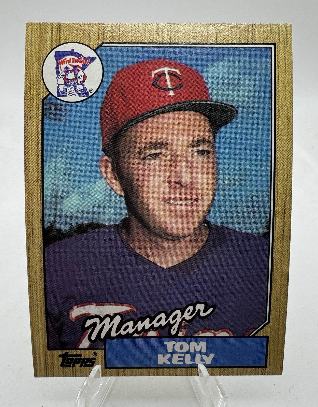 1987 Topps Tom Kelly #618 (RC) Minnesota Twins ⚾️
