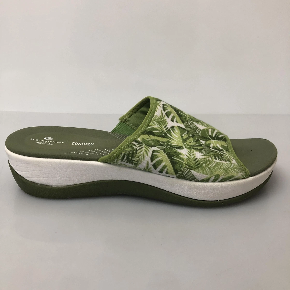 Clarks Cloudsteppers Breeze Opal H Flip-Flops