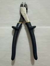 Vintage Thomas  Betts Sta-Kon Crimper Model WT-112-M Insulated Made in the USA