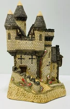 David Winter “Macbeth's Castle” Large Scottish Collection 1988 Original Box