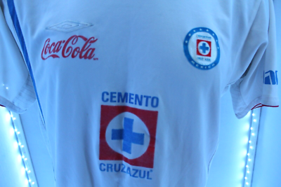 Club Deportivo Cruz Azul Authentic Umbro Jersey size Large 2006