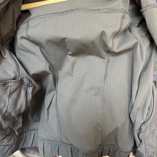 Girl's Ivivva Stretch Activewear Jacket Running Coat Hood Gray Purple Stripe 4 - Picture 10 of 10