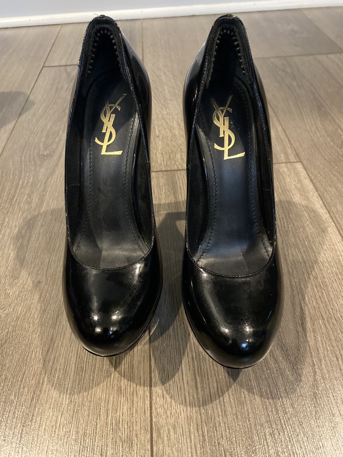 Scarpe décolleté YSL Saint Laurent in pelle verniciata Tribtoo 105 plateau