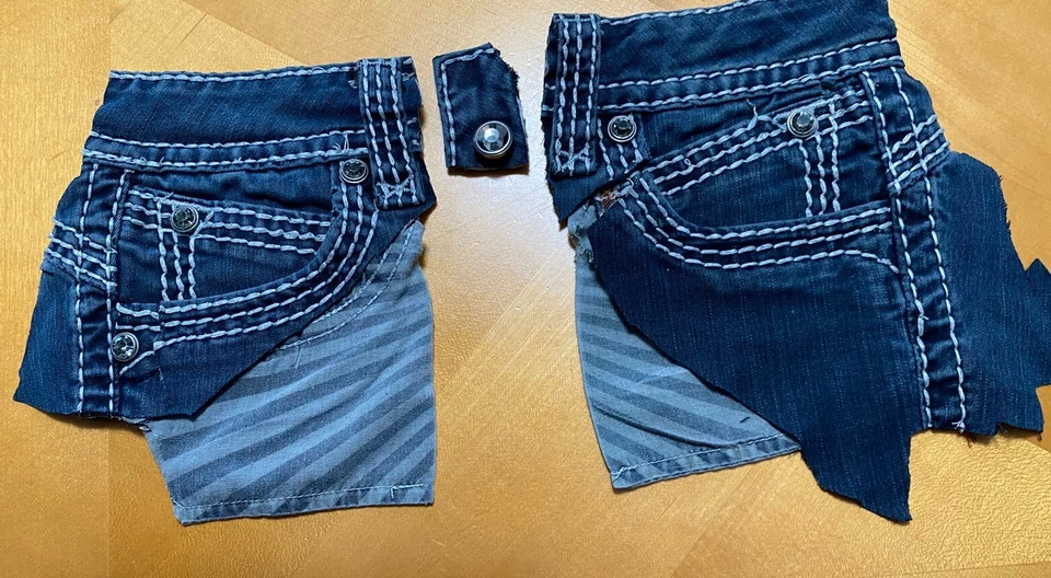 Rock Revival Replacement Buttons (Clear Crystal) Bling & Logo From AIDA Jeans - Image 2 of 4