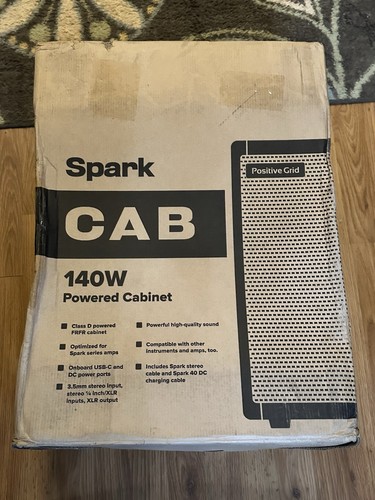 Positive Grid Spark CAB Powered FRFR Speaker Cab Black - Picture 2 of 13