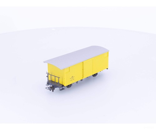 Bemo 2293197 HOm RhB Single Door Boxcar XK9077 | Condition: Used
