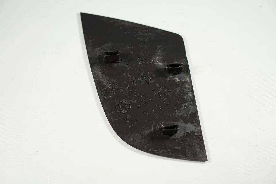 ✅ Parachoques trasero Chevrolet Avalanche 2002-2006 almohadilla de escalón inferior derecha OEM Foto 2 de 4