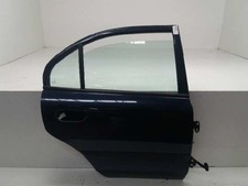 Porte arrière et accessoires Mitsubishi CARISMA