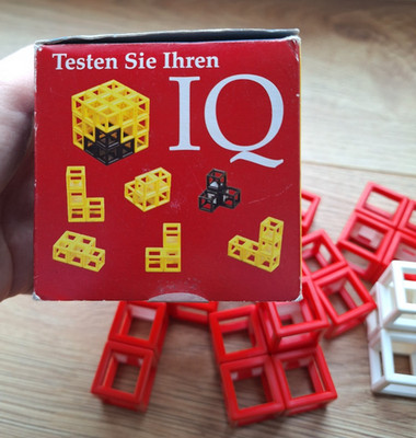 Never Ever Cube - IQ Spielzeug rot | PISA 2003 Würfel, Nice Dice | Geduldspiel