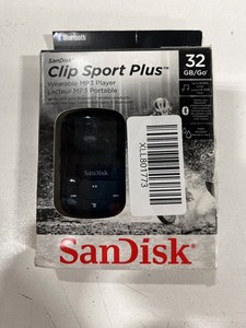 SanDisk Clip Sport Plus Wearable MP3 Player 32GB Water Resistant Used