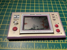 Nintendo GAME & WATCH SNOOPY TENNIS SP-30 (1982) &ndash; Vintage Handheld Console