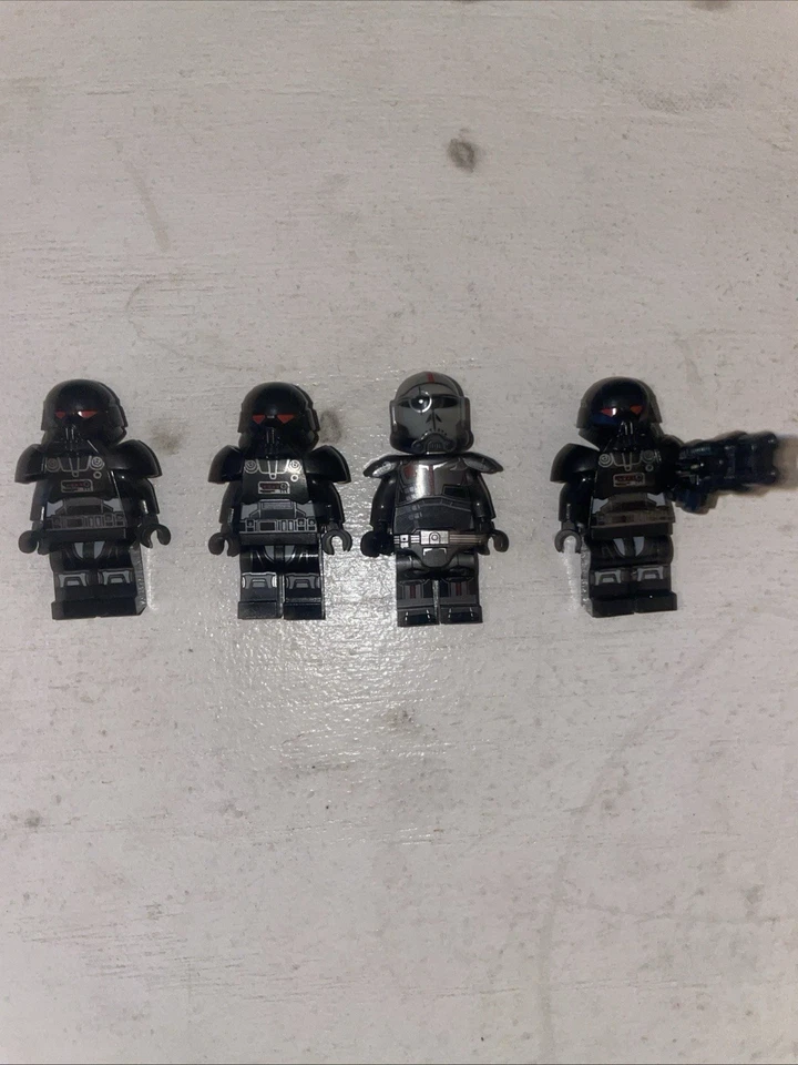 LEGO Star Wars Mini Figura del Bad Batch Attack Shuttle y Dark Troopers Foto 3 de 4