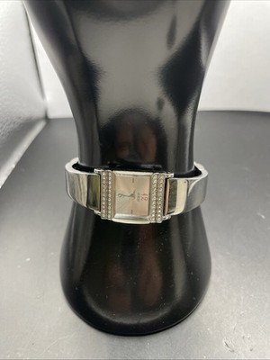 Guess Ladies Classic Silver-tone Dial Watch Sleek W Faux Diamond Accents 7 Inch