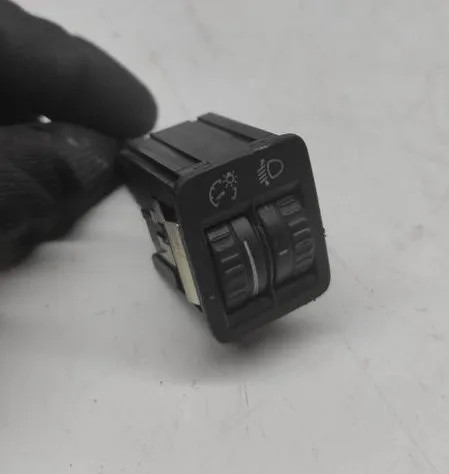 VW PASSAT Variant B6 3C5 Schalter zur Einstellung der Scheinwerferhöhe 31495656