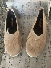 Bernie Mev Women's Slip-On Gems Size 38 US 7 New catwalk