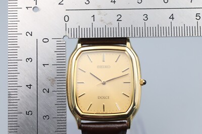 ひ*こ様 稼働品 セイコー ドルチェ SEIKO DOLCE 5E31-5B30 NEAR MINT] Seiko Dolce 5E31-5B30 Gold Dial Quartz Mens