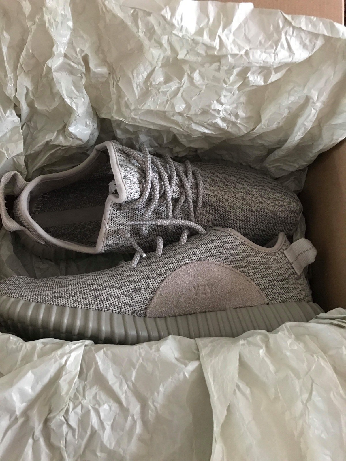 Pre Owned Authentic Adidas Yeezy Boost V1 350 MOONROCK UK 9 AQ2660 image 3
