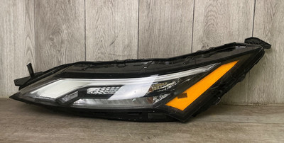 # 2021-2022 Nissan Rogue LH  DRIVER Side  LED Signal Lamp Headlight OEM