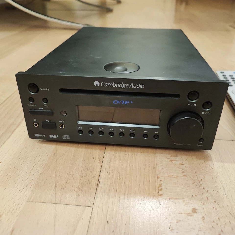 CD Receiver Cambridge Audio one+ DX-1 All In One High End Stereoanlage DAB - Bild 2 von 4