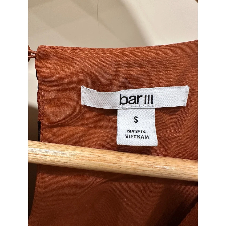 Vestido midi Bar III para mujer pequeño manga larga estampado animal naranja quemado Foto 3 de 4