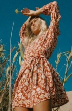 Billabong Women's Floral Romance Dress Flower Print V-Neck Long Sleeve Siz M NWT