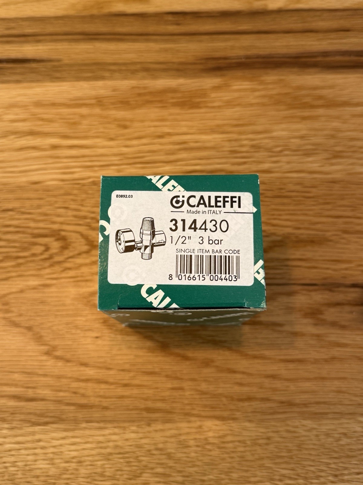 Caleffi Safety Relief Valve 1/2'' M x 1/2'' F 3 Bar With Pressure Gauge 314430