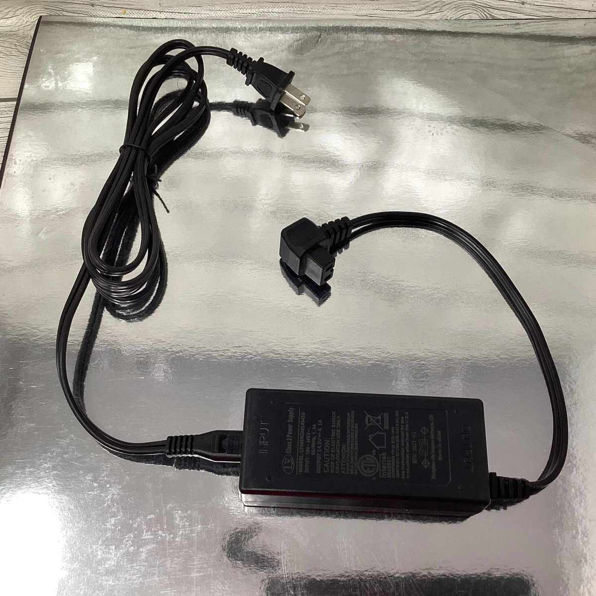 LY CLASS 2 POWER SUPPLY LY065RGM145410 Intertek 5005537 MFG: 2021 