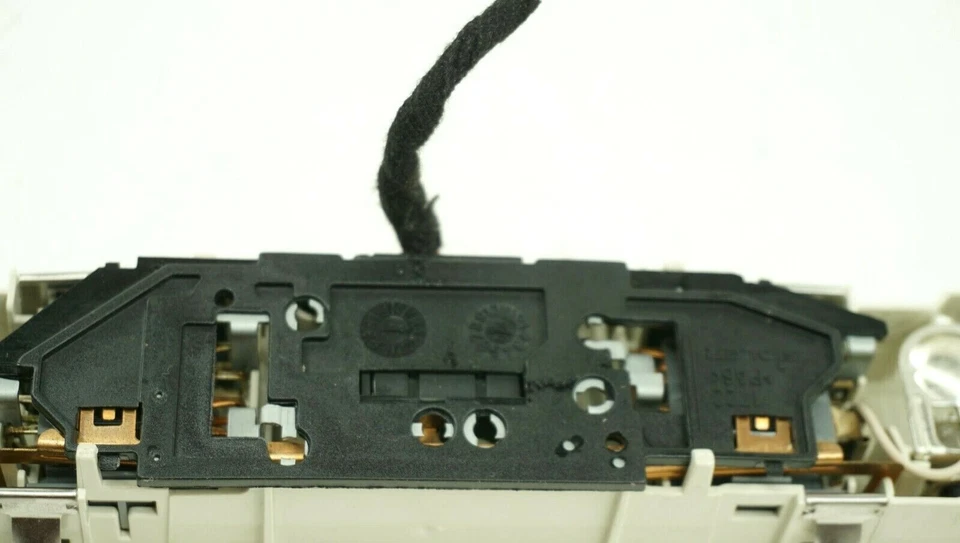 2005 AUDI A6 C6 QUATTRO СЕДАН ЗАДНИЙ ВЕРХНЯЯ КРЫША ВЕРХНИЙ КУПОЛ ЧТЕНИЯ СВЕТА OEM - Изображение 4 из 4