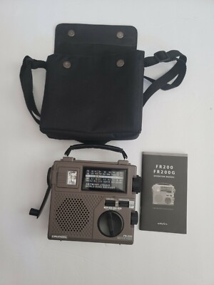 GRUNDIG FR-200 Emergency Radio AM/FM/SW 1,2 World Band Receiver Hand Crank Brown