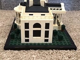 LEGO LEGO ARCHITECTURE: The White House (21006) - Incomplete