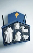 Nativity 5 pc set pure white in original stable shaped box with star Bethlehem