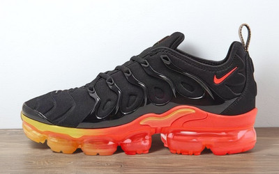 DSNike Air Vapormax TN Plus Black/Orange Men's Air cushion shoes