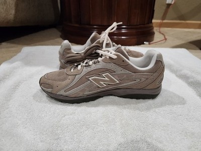 Size 6.5 M / 8 W New Balance 204L Mushroom Arid Stone U204LMMA
