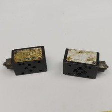 Double A NYNNC 3 10A1 Hydraulic Sandwich Valve Lot Of 2