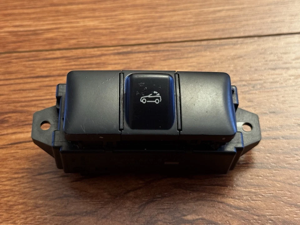 W209 03-09 Mercedes CLK Class Convertible Roof Top Control Switch Button - Image 2 of 4