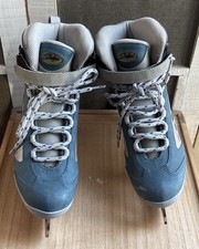 Soft Skate by Jackson Ice Skates, size 6 blue; preowned