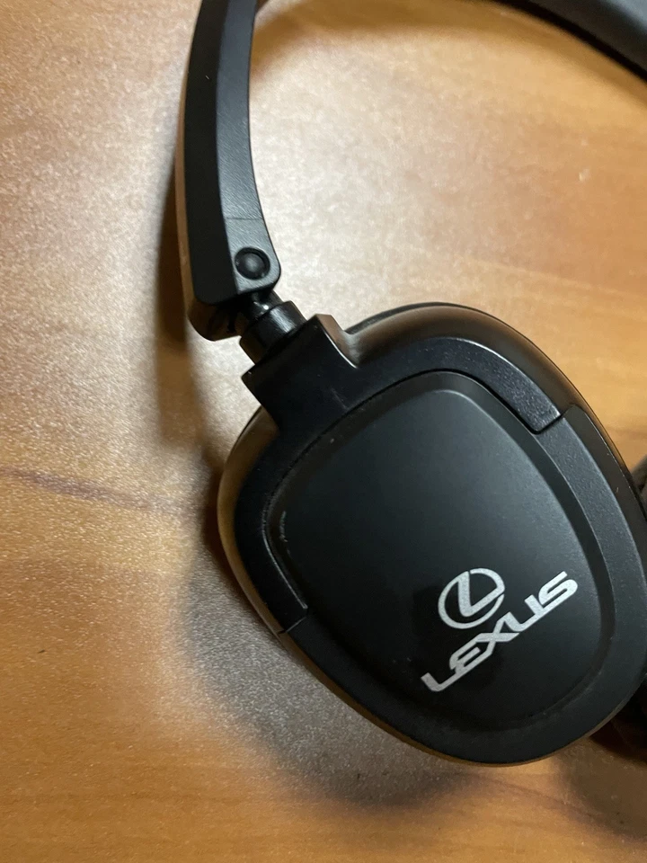 Auriculares de entretenimiento traseros para automóvil OEM 2012-2016 Lexus LX570 LX 570 Foto 2 de 4