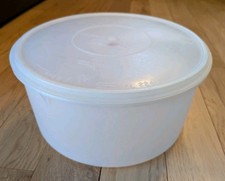 Tupperware Round Cake Cookie Carrier 256-1 Large Tupper Seal 224-2 Lid Vintage
