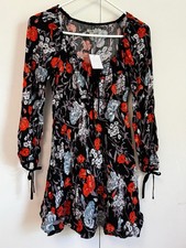 Ecote Dress Womens Black And Red Floral Dress