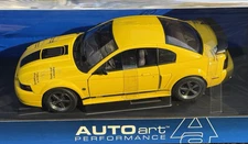 AUTOart Ford Mustang 1:18 2004 Mach 1 Screaming Yellow 73006 Diecast Model Car